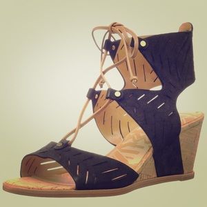 Dolce Vita Women's Langly Wedge Sandal